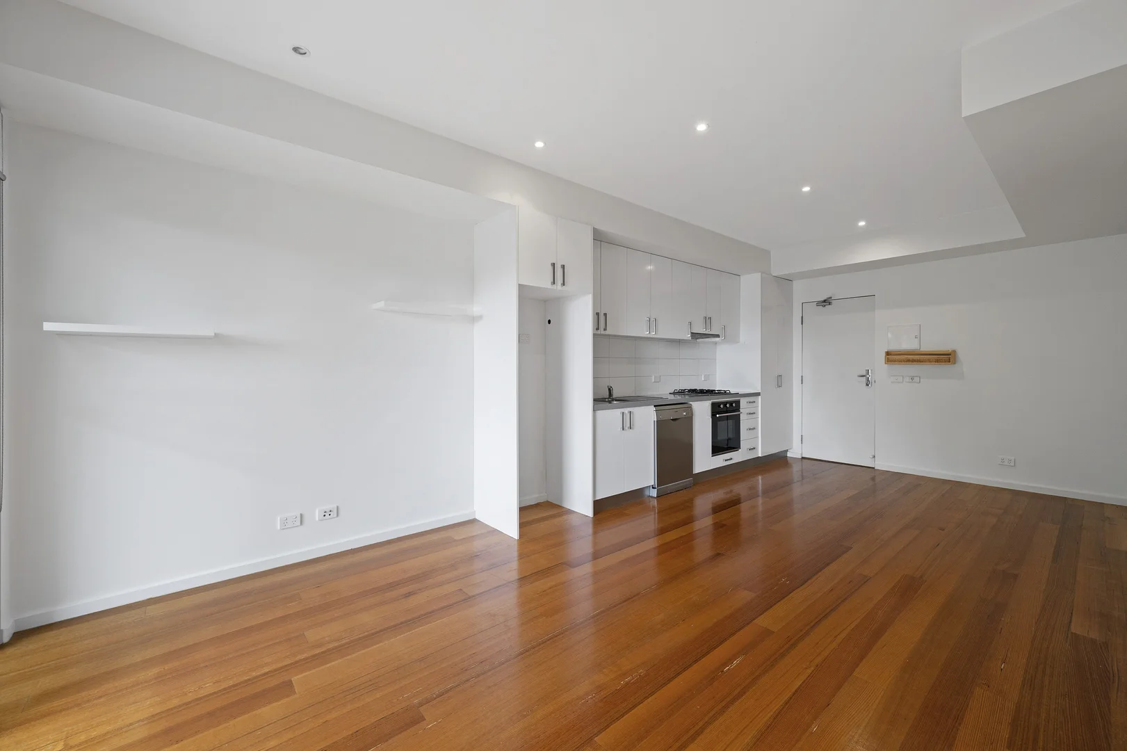 Additional image 2 of 2/99 Barton Street, Reservoir VIC 3073