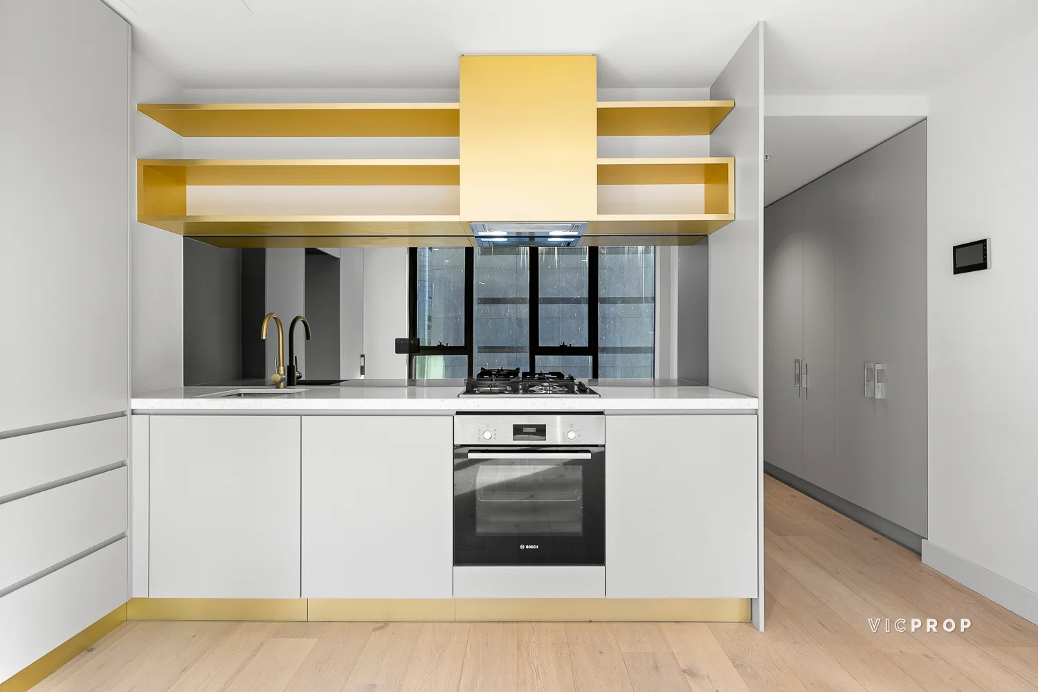 Additional image 5 of 2406/318 Queen Street, Melbourne VIC 3000