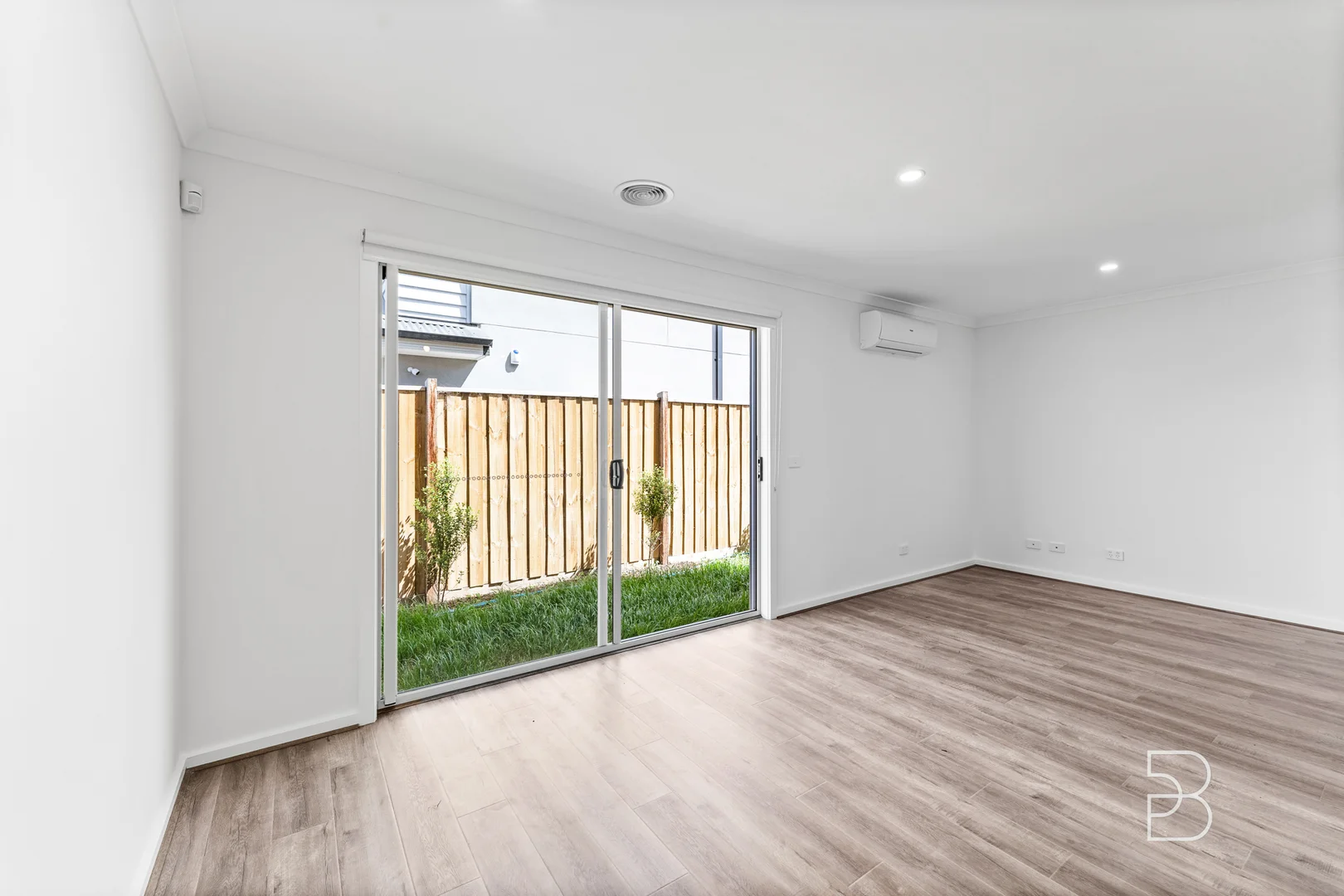 Additional image 14 of 106 Mamic Boulevard, Fraser Rise VIC 3336