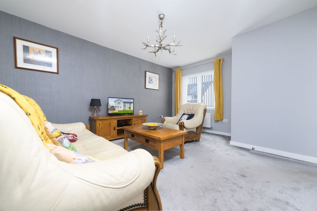 Additional image 2 of 3 bed semi-detached house for saleThe Glebe, Inverkip PA16