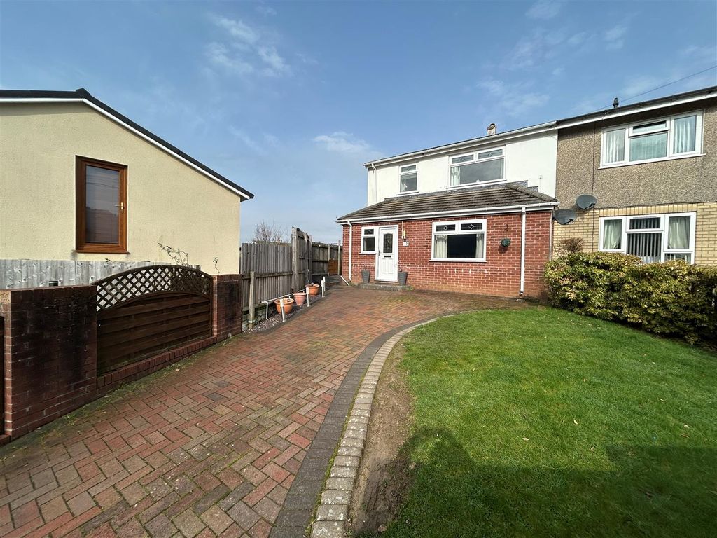 Additional image 22 of 3 bed semi-detached house to rentClytha Square, Abercarn, Newport NP11