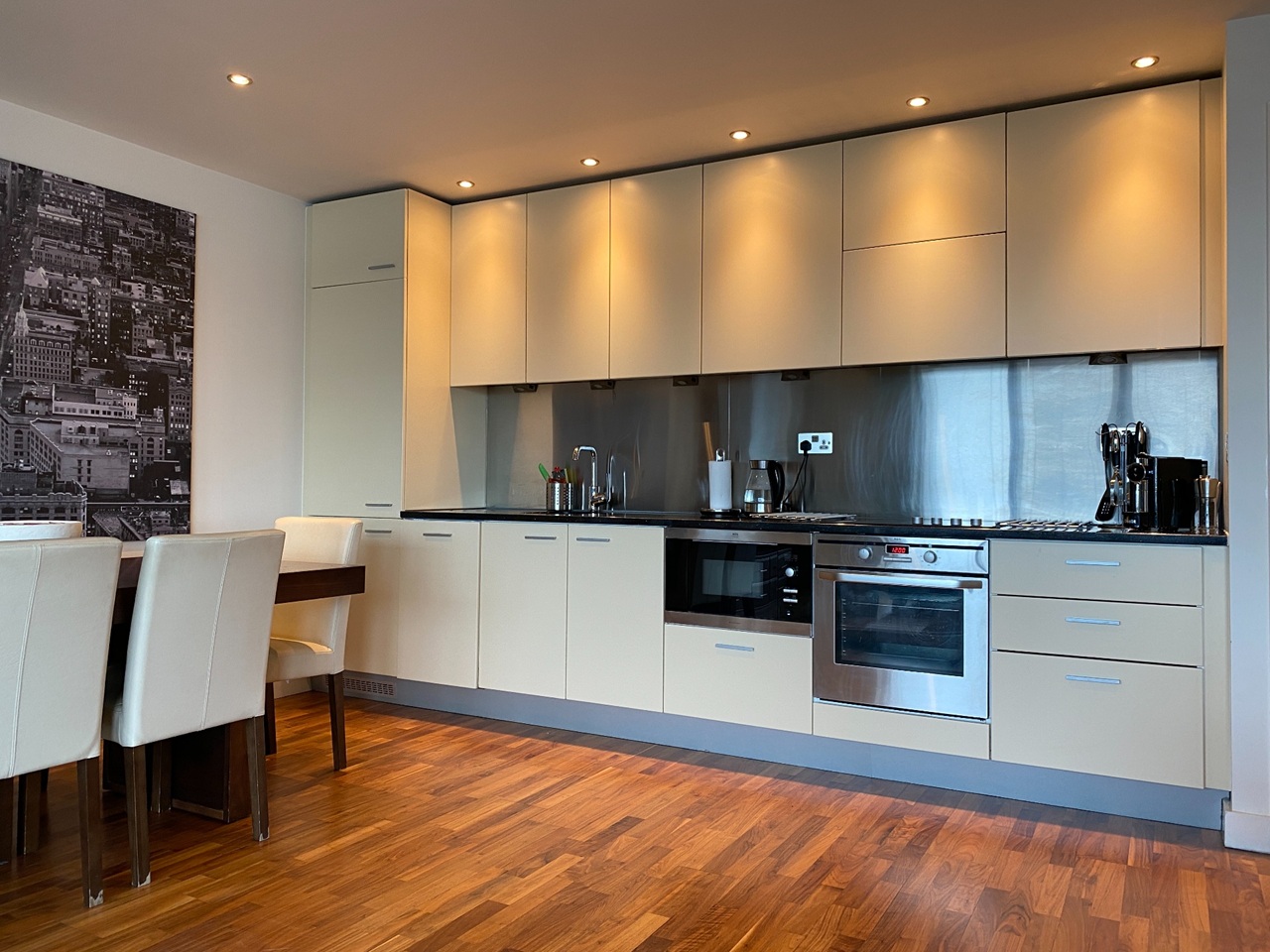 2 Bed Flat, Liverpool, L3, N1 7GU photo 3