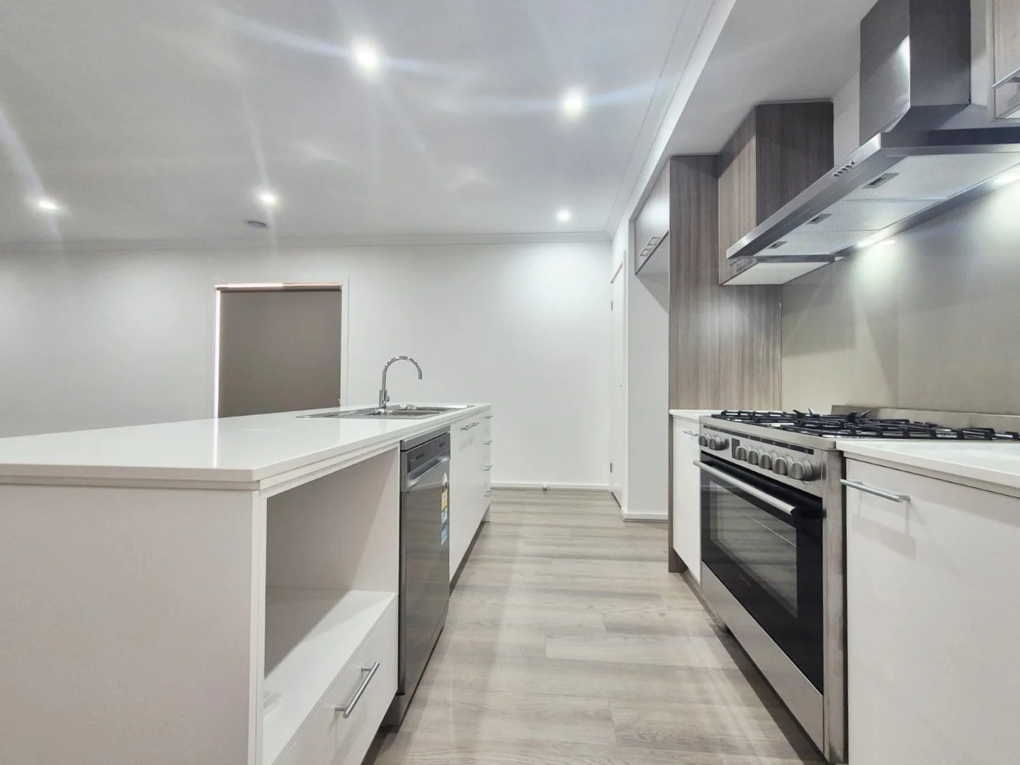 Additional image 3 of 108 Aristides Crescent, Thornhill Park VIC 3335