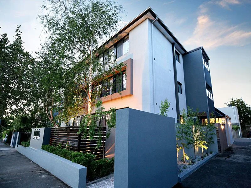 2/15 Wrexham Road, Windsor VIC 3181