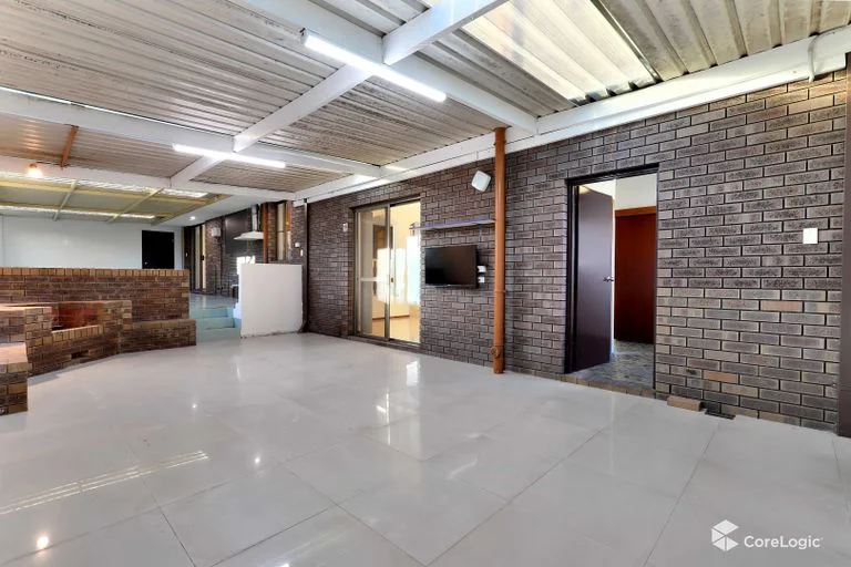 Additional image 14 of 42 Sutherland Drive, Thornlie WA 6108
