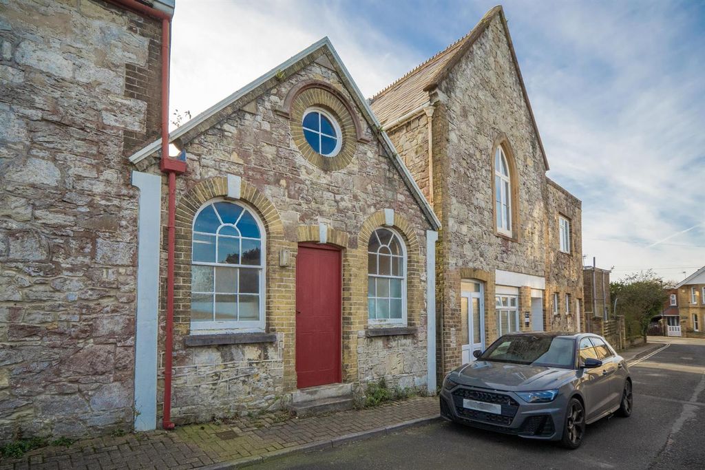 1 bed semi-detached house for saleSeaview, Isle Of Wight PO34