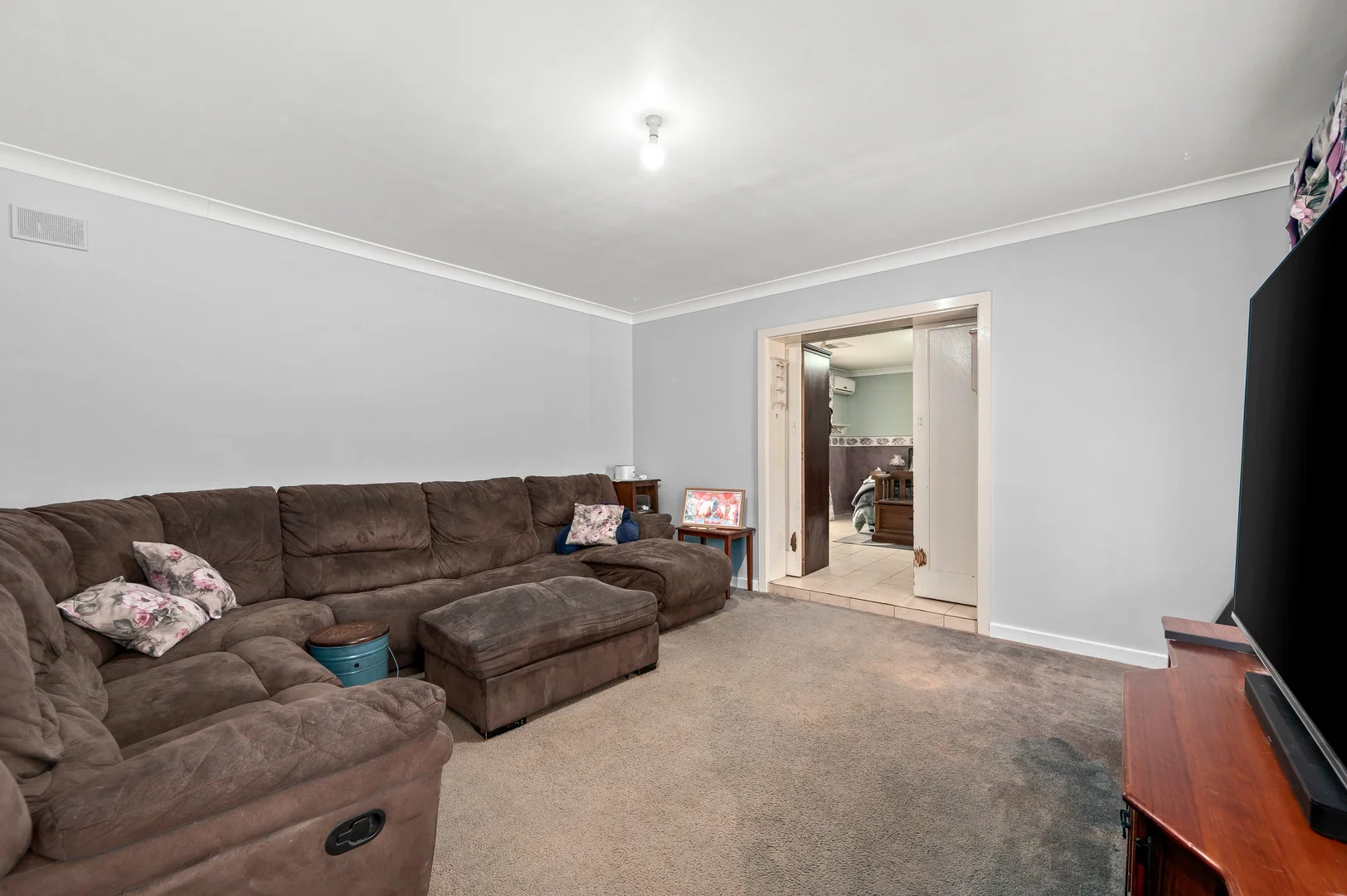 Additional image 4 of 27 Wheatsheaf Rd, Morphett Vale SA 5162