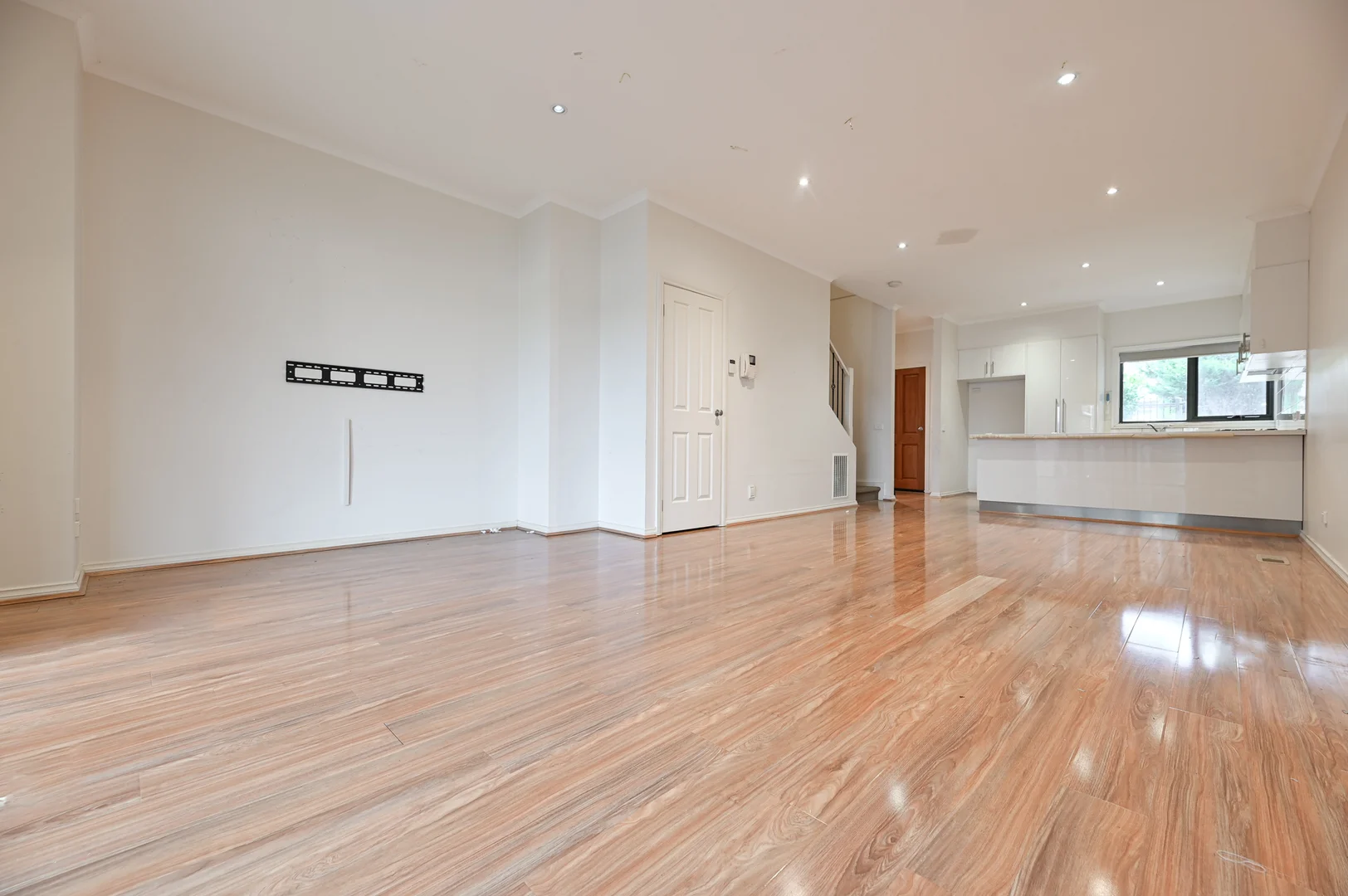 Additional image 2 of 38 Newman Road, Mooroolbark VIC 3138