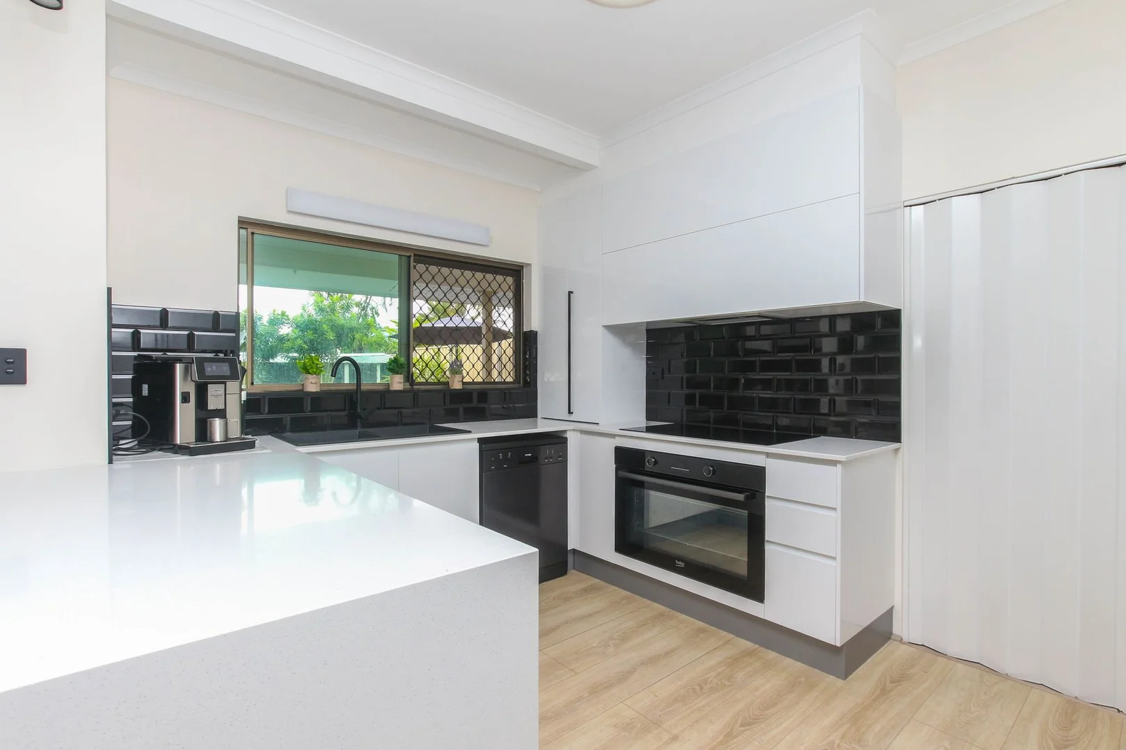 Additional image 8 of 2 Rogers Close, Whitfield QLD 4870