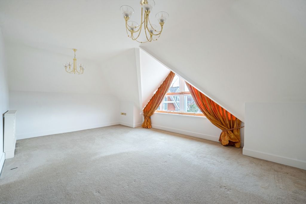 Additional image 7 of 3 bed flat to rentWarberry Park Gardens, Tunbridge Wells TN4