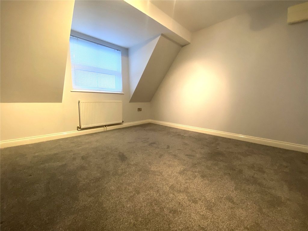 Additional image 2 of 1 bed flat to rentNorthfield Lodge, 9-11 Northfield, Bridgwater, Somerset TA6