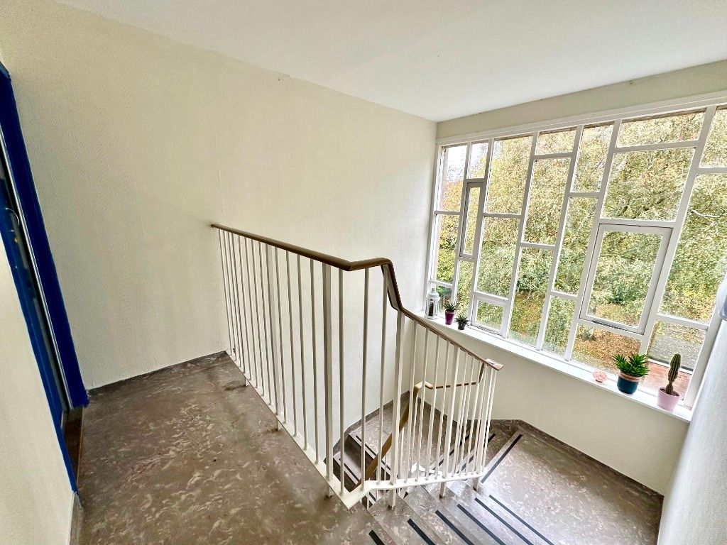 Additional image 2 of 3 bed flat to rentBankholm Place, Busby, Glasgow G76