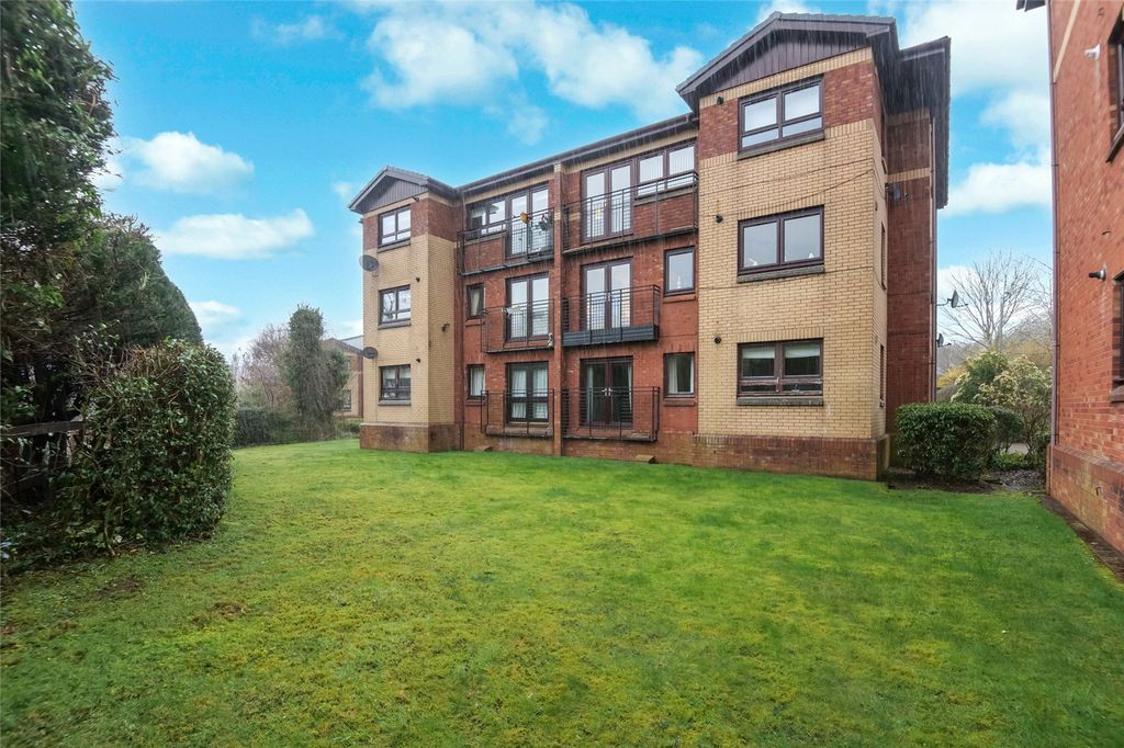 Additional image 4 of 2 bed flat for saleWhitelea Court, Kilmacolm PA13