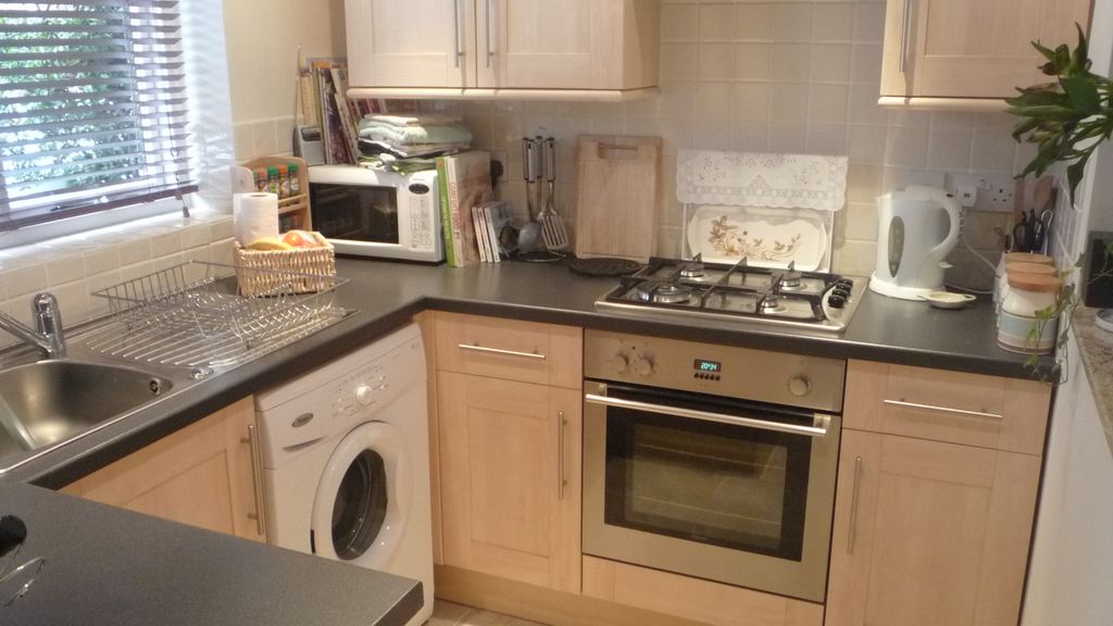 Additional image 2 of 2 bed terraced house to rentParkgate Court, Chester CH1