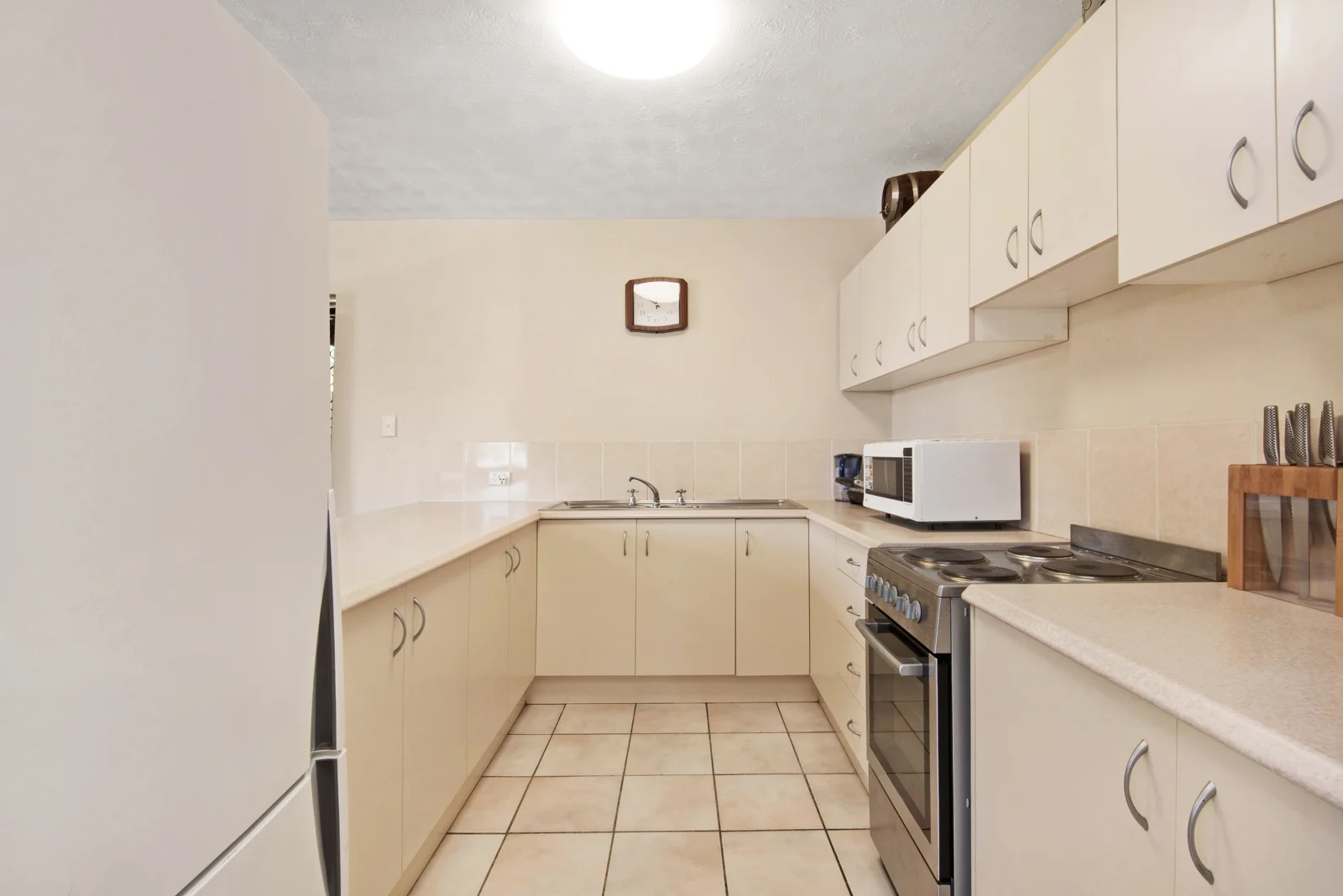 Additional image 3 of 1/35 Hawthorne Street, Woody Point QLD 4019