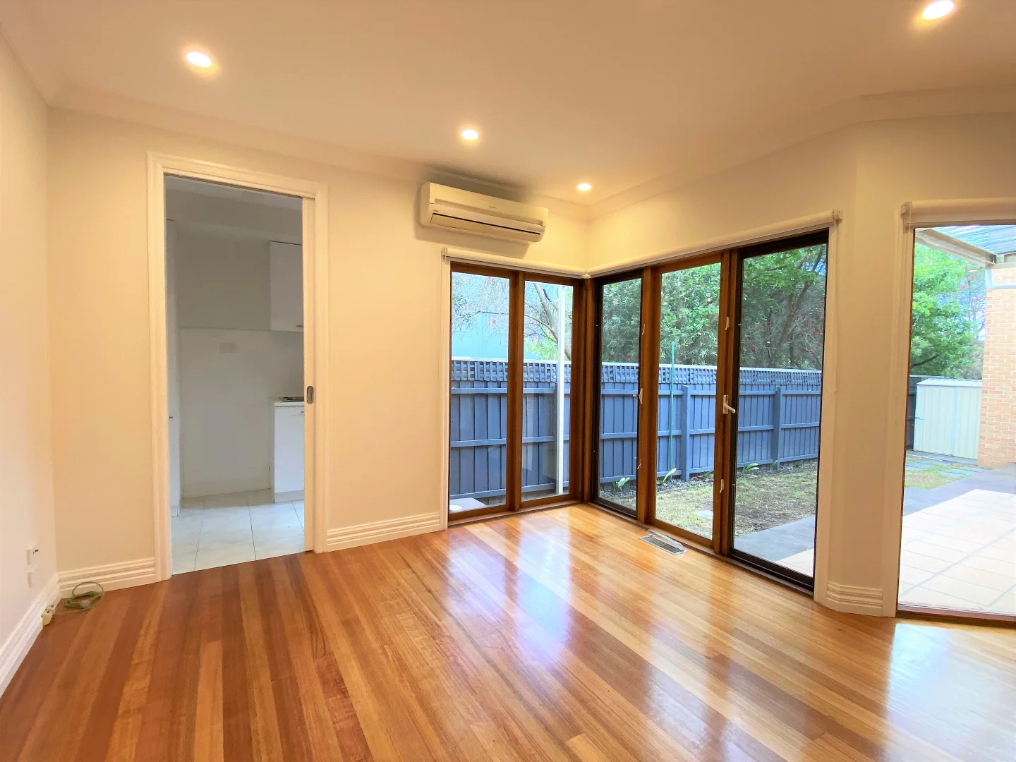 Additional image 3 of 2/30 Woodlands Ave, Kew East VIC 3102
