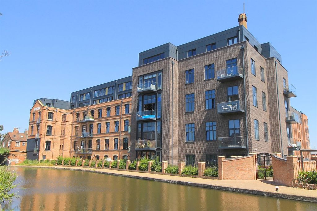 1 bed flat to rentThe Mill, Falcon Street, Loughborough LE11