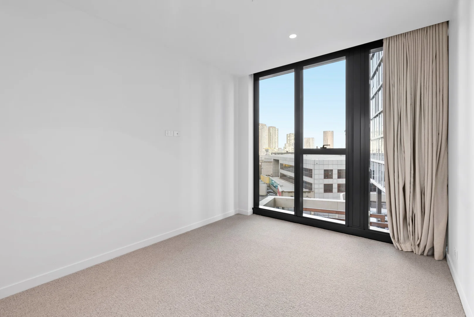 Additional image 3 of 1211/687 La Trobe St, Docklands VIC 3008