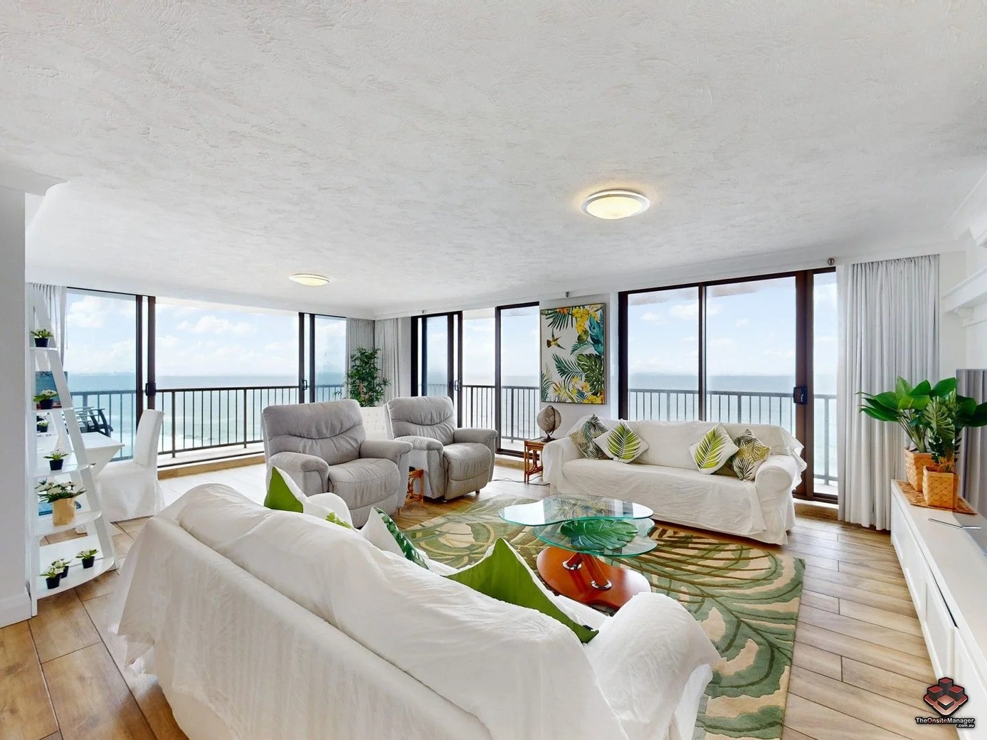 ID:21126411/4-12 Old Burleigh Road, Surfers Paradise QLD 4217