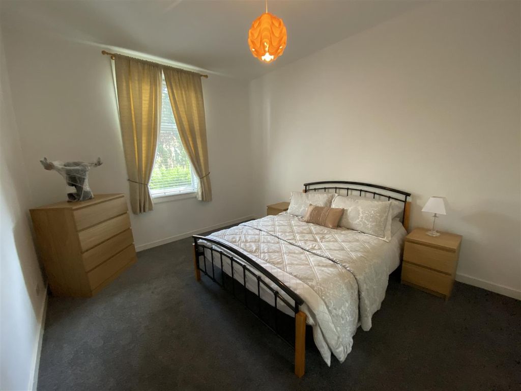 Additional image 10 of 2 bed flat to rentLeith Buildings, Dunkeld Road, Perth PH1