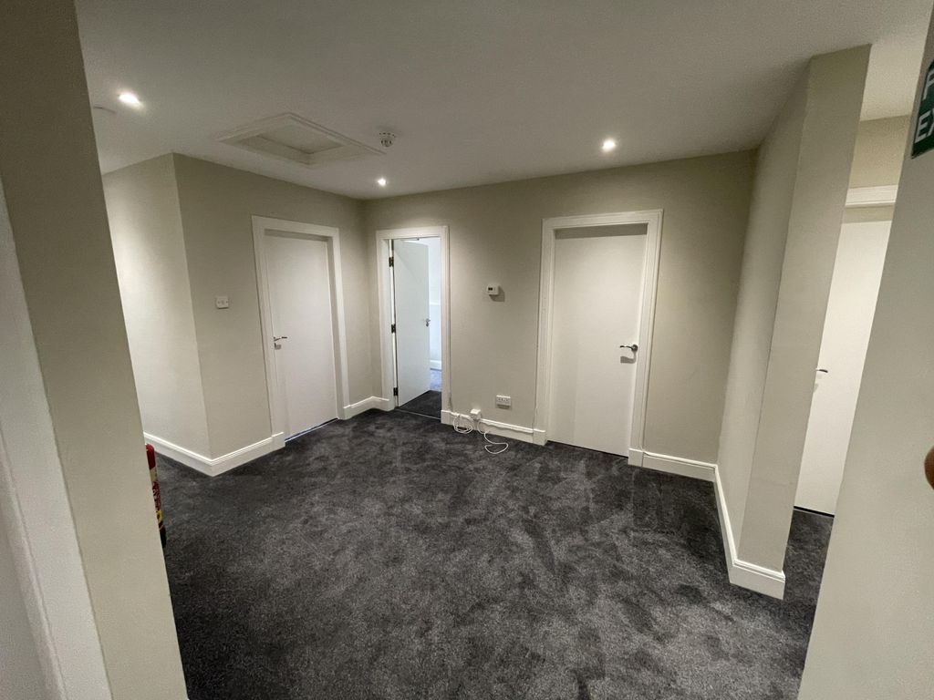 Additional image 5 of 4 bed flat to rent10 Victoria Road, Dundee DD1