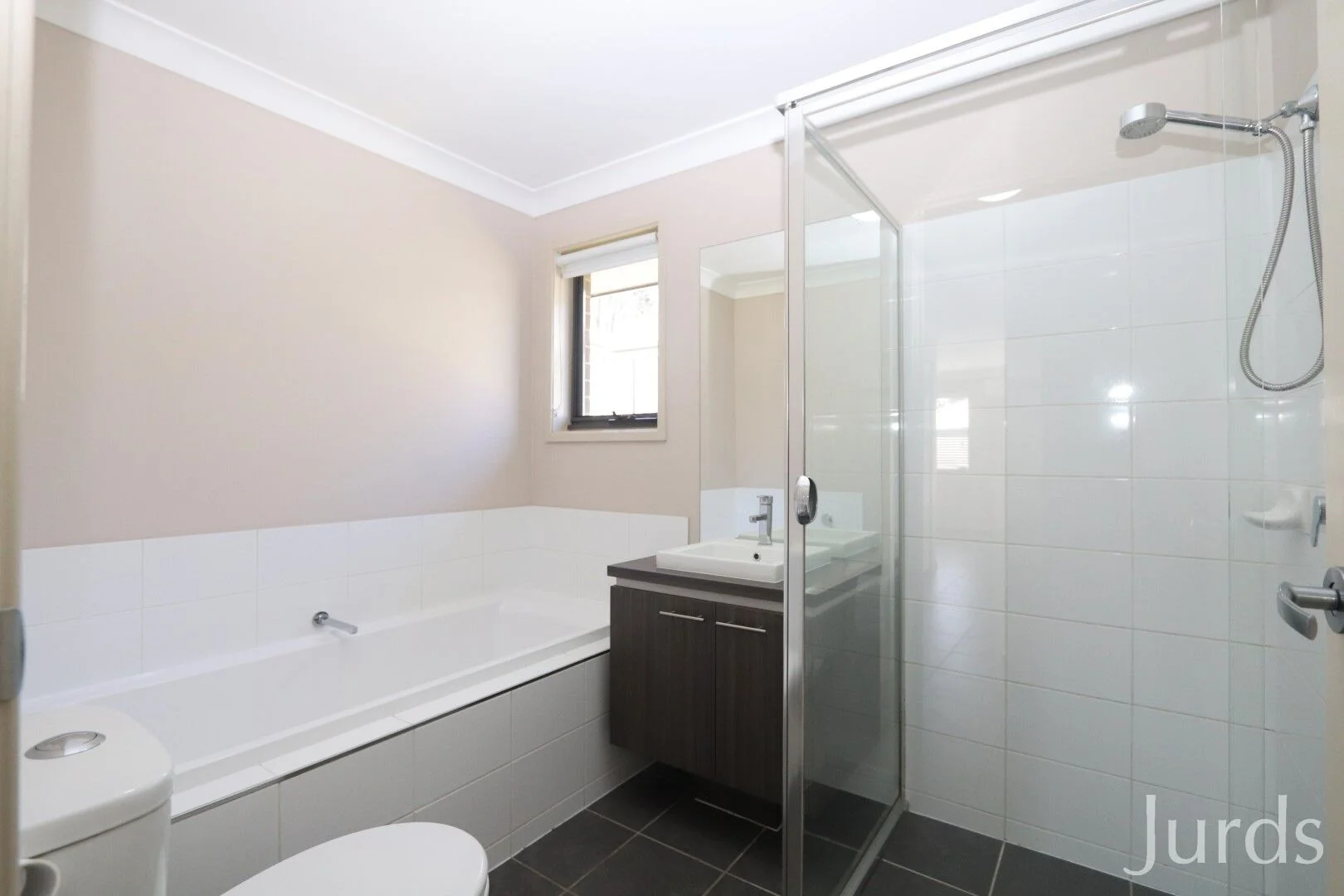 Additional image 4 of 100A Alkira Avenue, Cessnock NSW 2325
