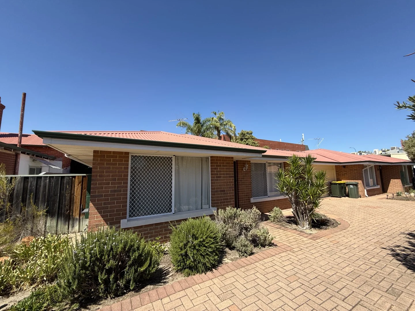 9A Merton Street, Victoria Park WA 6100