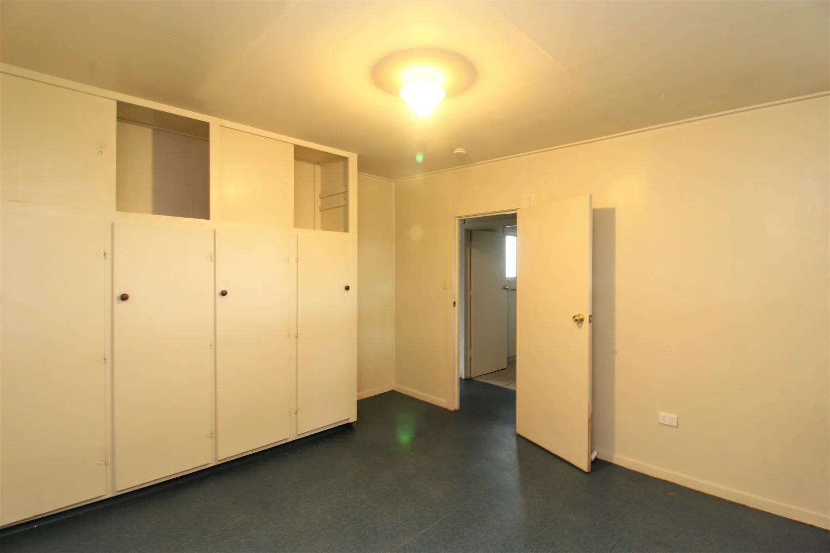 Additional image 5 of Unit 5/83 Trainor St, Mount Isa QLD 4825