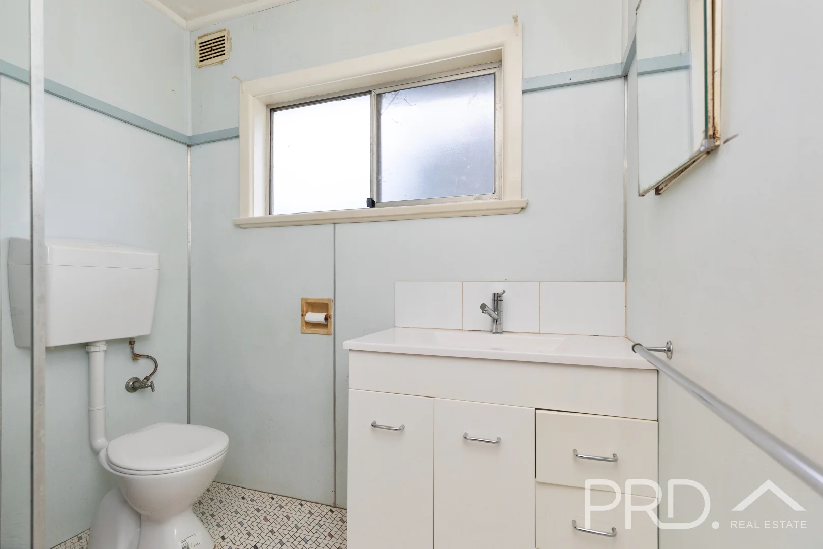 Additional image 10 of 2/7 Macquarie Street, Tumut NSW 2720