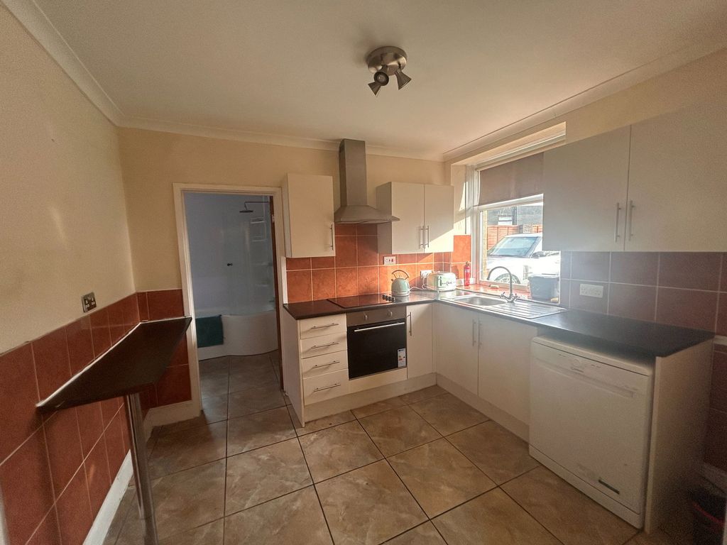 Additional image 4 of 3 bed detached house to rentLodge Drive, Baglan, Port Talbot SA12
