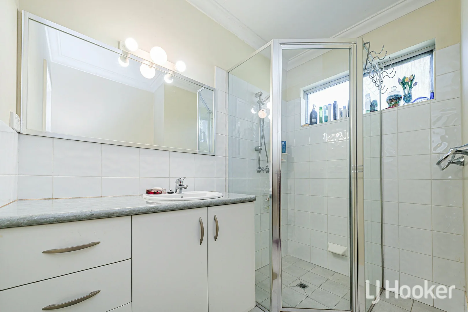 Additional image 16 of 9 Lorenzo Street, Thornlie WA 6108