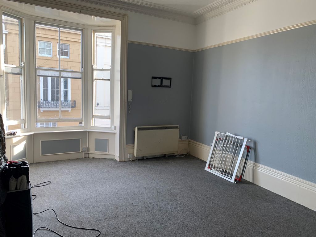 Additional image 3 of 1 bed flat to rentGeorge Street, Ryde PO33