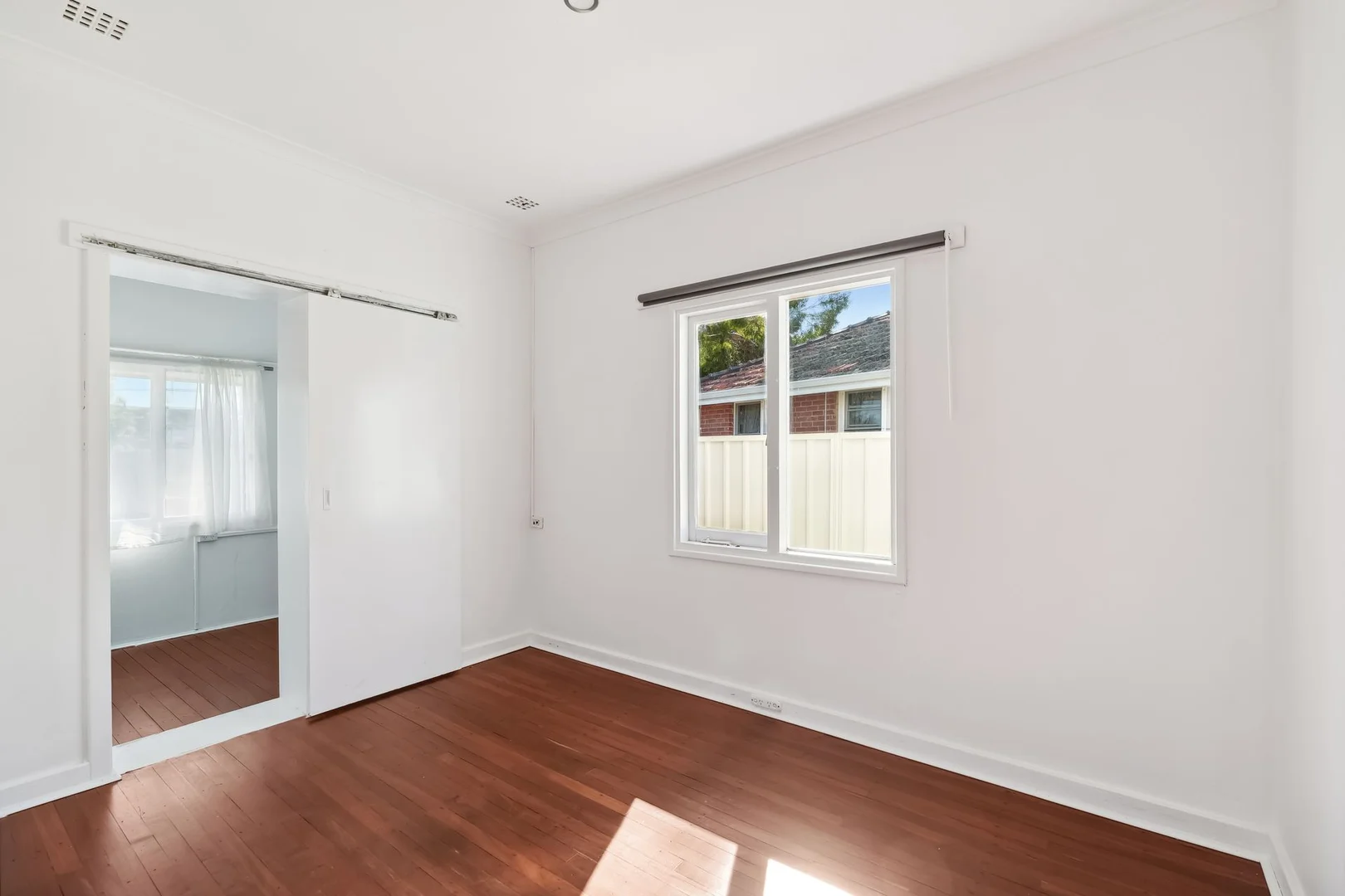 Additional image 10 of 298 Epsom Avenue, Cloverdale WA 6105