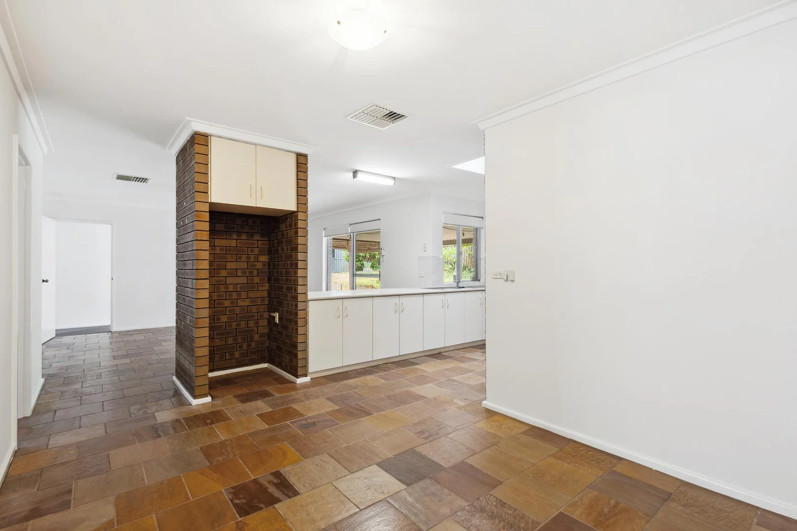 Additional image 4 of 13 Jefferies Way, Leeming WA 6149