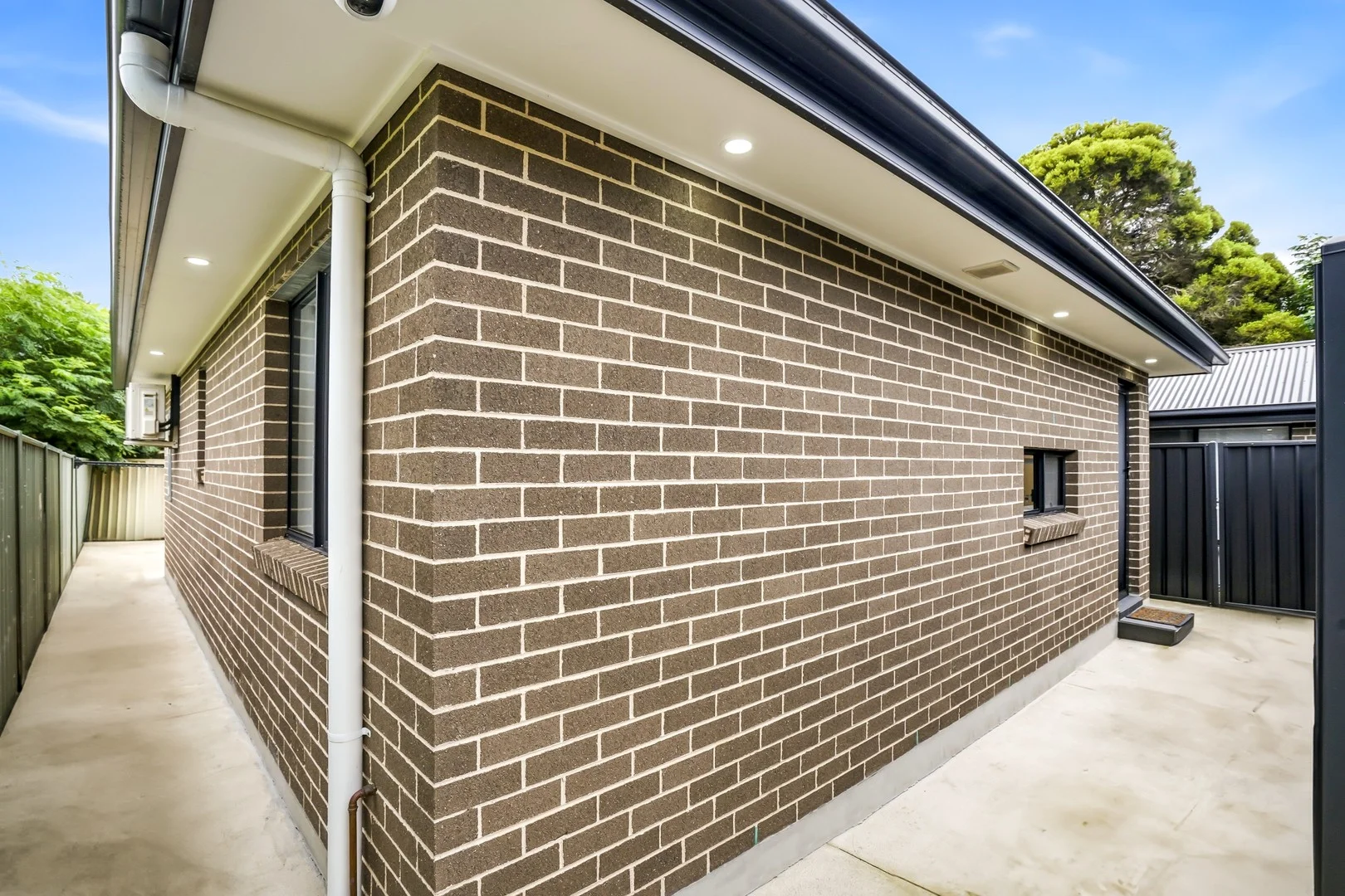 13A Daniel, St Clair NSW 2759