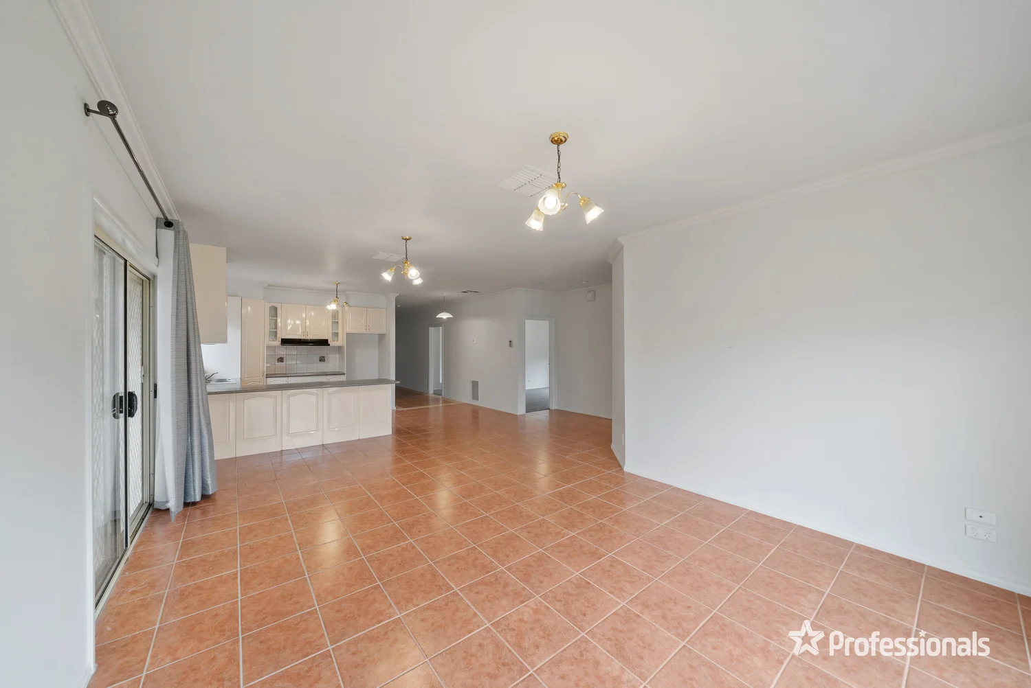 Additional image 9 of 21 Tasman Crescent, Taylors Lakes VIC 3038