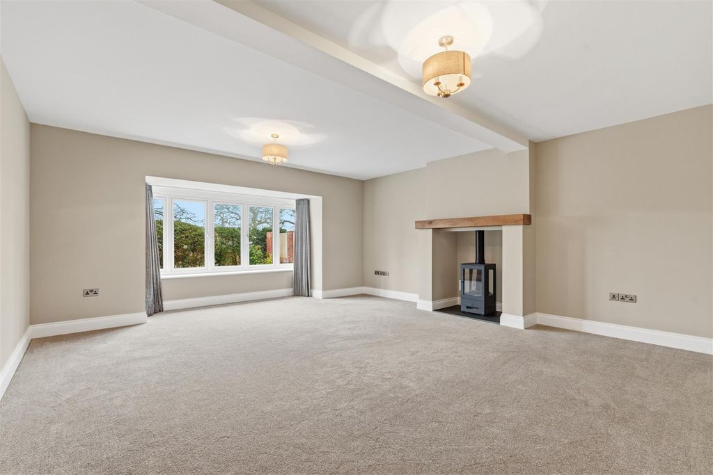 Additional image 4 of 4 bed detached house to rentChessetts Wood Road, Lapworth, Solihull B94