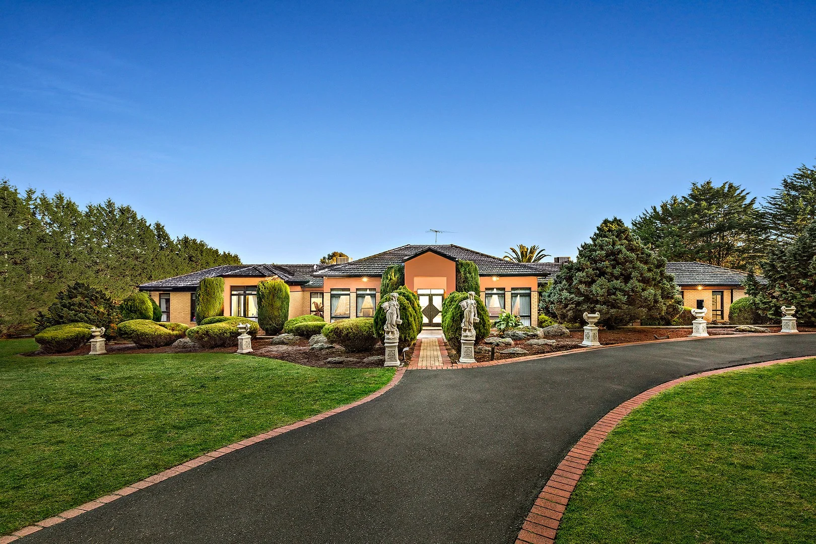 1 Jeffrey Drive, Yarrambat VIC 3091