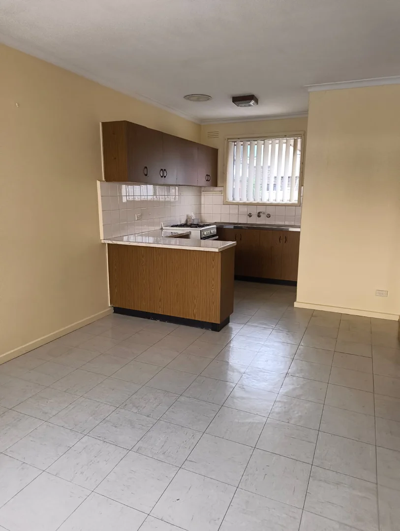 Additional image 4 of 2/1 Cudgewa Pl, Keilor East VIC 3033