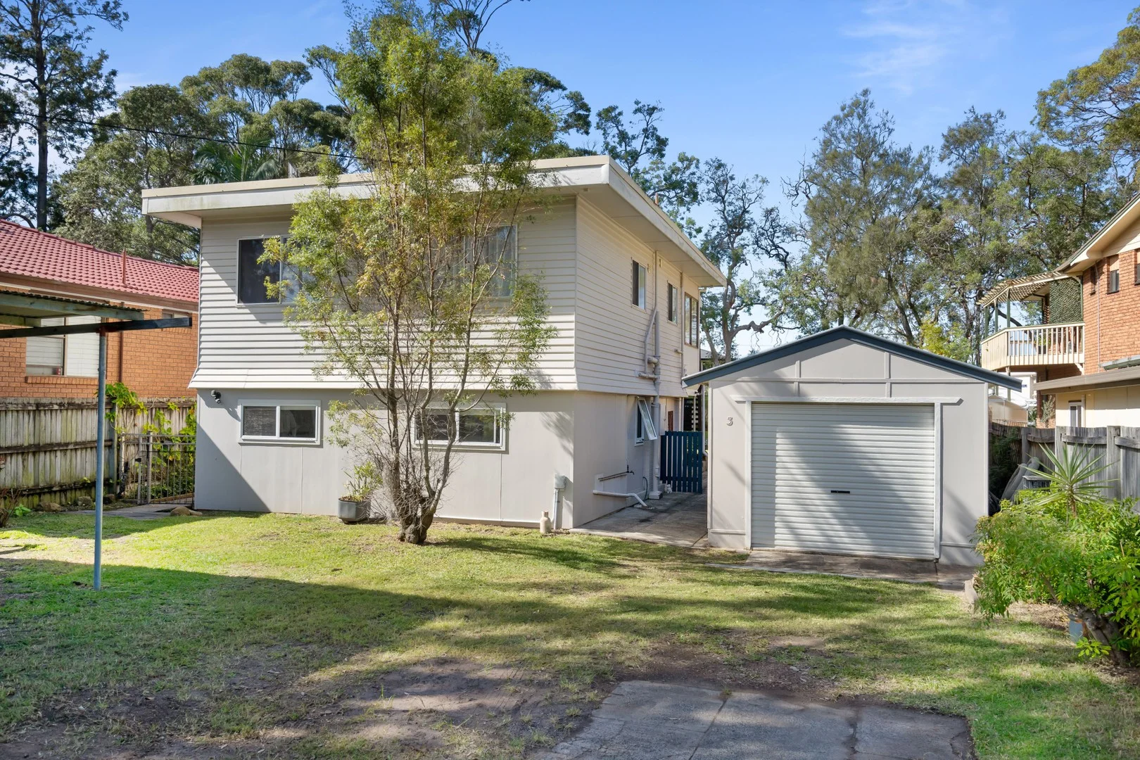 3 Malvina Parade, Gorokan NSW 2263