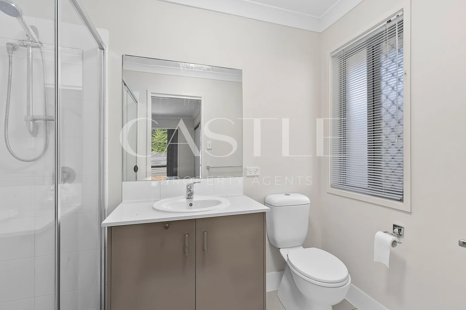13 Parkvista Circuit, Coomera QLD 4209 photo 5