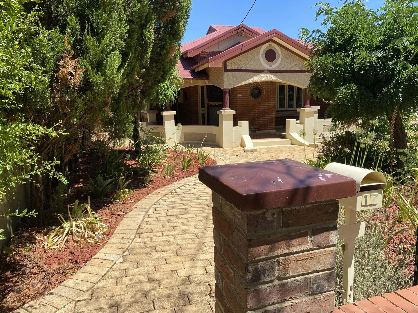 17 Cecile Street, Parkes NSW 2870