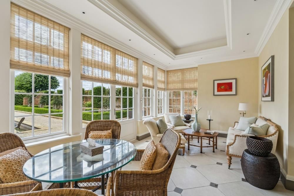 Additional image 4 of 10 bed detached house to rentOld House Lane, Kings Langley, Hertfordshire WD4