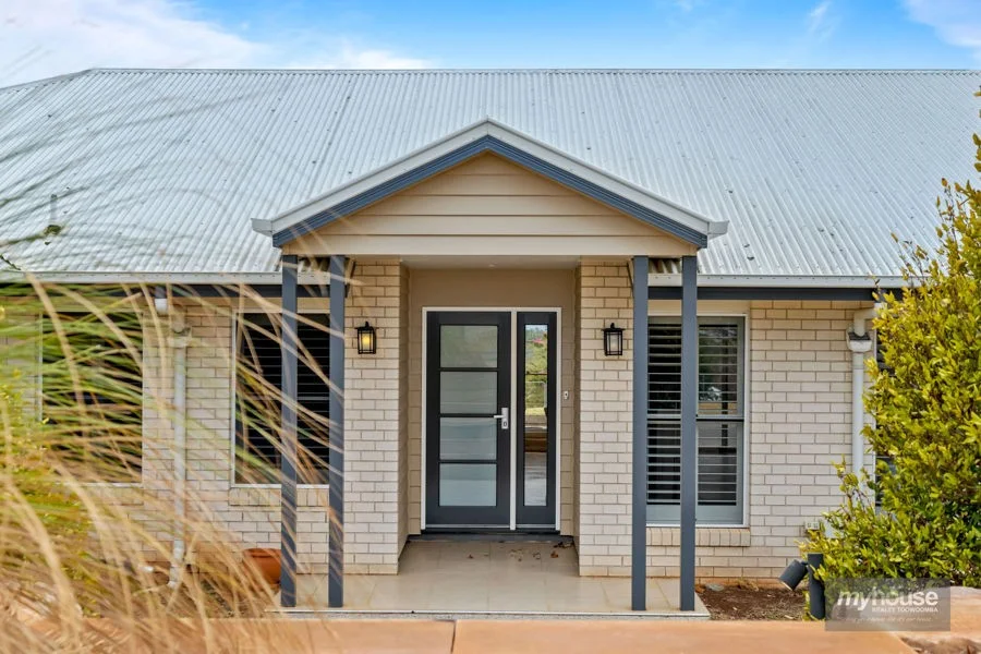 1 Explorer Court, Gowrie Junction QLD 4352 photo 2