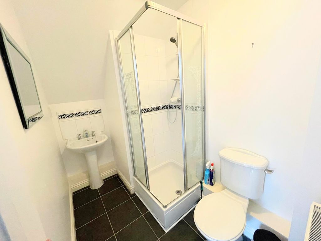 2 bed flat to rentBirch View, Darlington DL3 photo 5