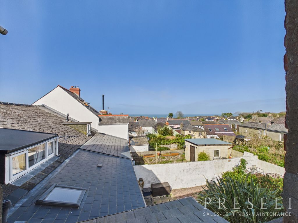 Additional image 3 of 2 bed terraced house to rentWallis Street, Fishguard SA65