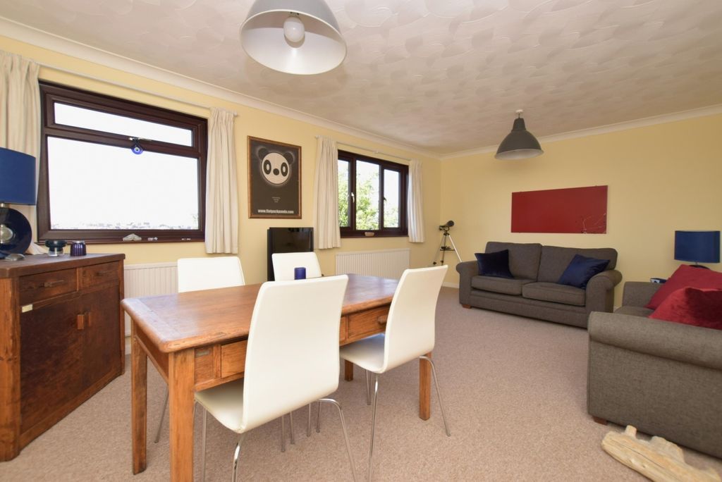 Additional image 7 of 2 bed flat to rentAlexandra Road, Ryde PO33