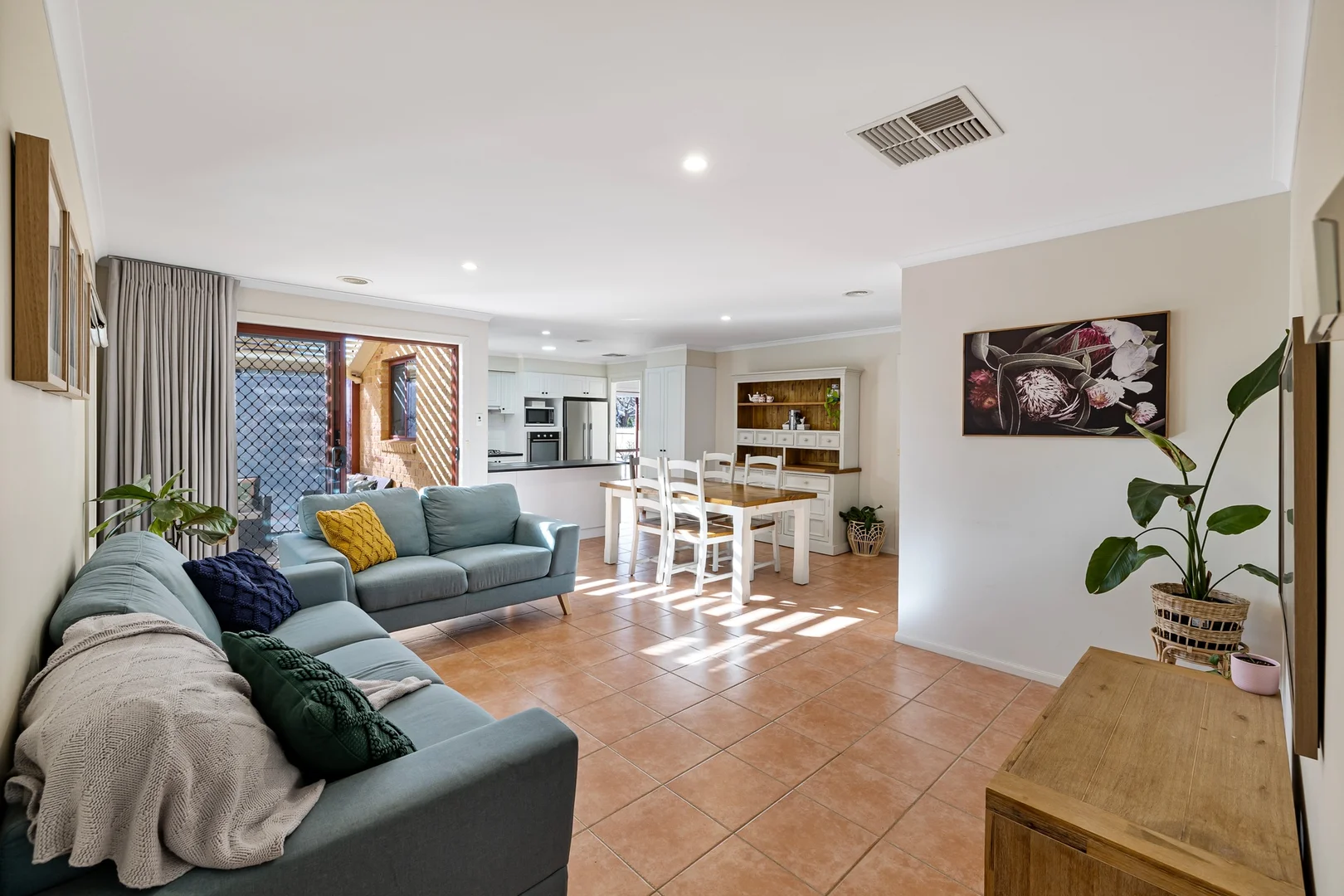 Additional image 3 of 10 Moondarra Street, Amaroo ACT 2914