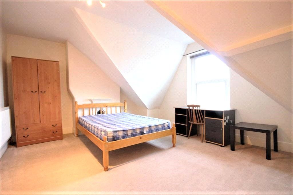 Additional image 6 of 4 bed detached house to rentGloucester Road, Horfield, Bristol, Somerset BS7