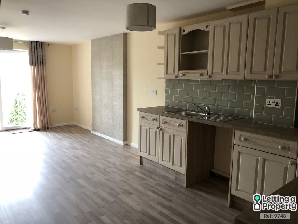 Additional image 6 of 3 bed terraced house to rentAustin Crescent, Plymouth, Devon PL6